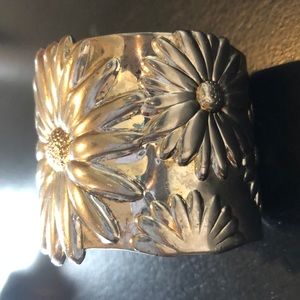 Tiffany & Co. Sterling Silver Daisy Cuff B…